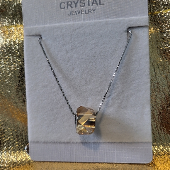 SWAROVSKI CRYSTAL NECKLACE - Picture 7 of 11